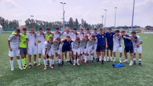 Sikeresen vette az osztályozót U16-os csapatunk!